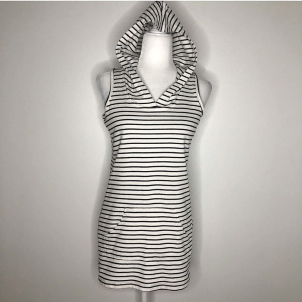 Akini blue & white hooded terry swim coverup top, size small